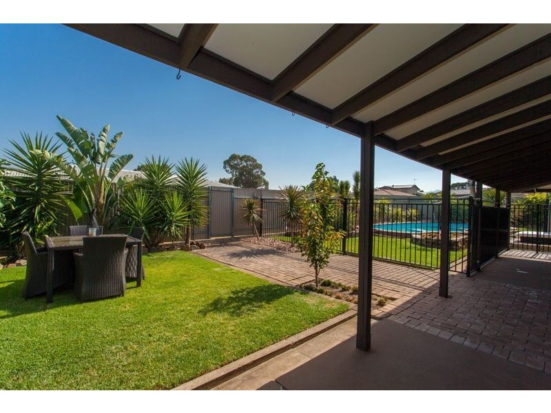 32 Carolyn Grove, Athelstone SA 5076