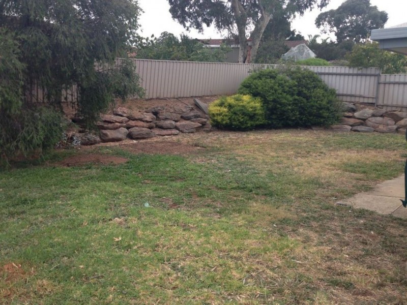 115 Bains Rd, Morphett Vale SA 5162