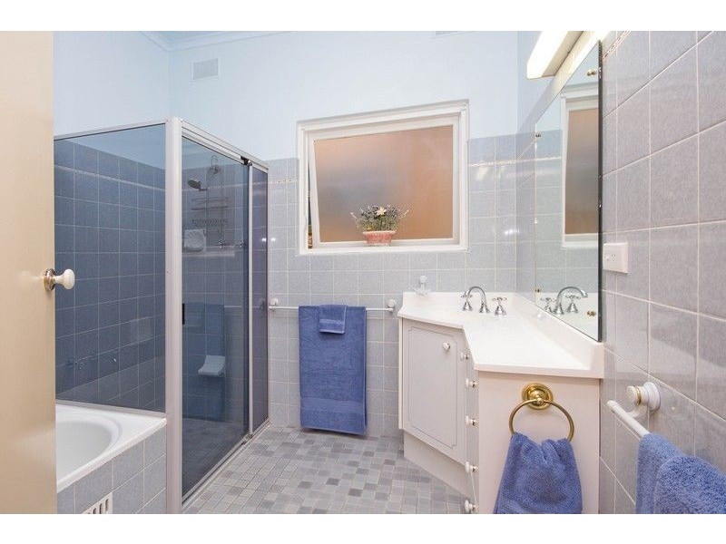 19 Nungamoora Street, Hallett Cove SA 5158
