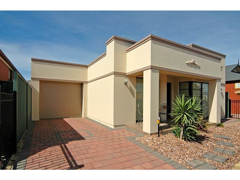 20 Shoalhaven Circuit, Mawson Lakes SA 5095