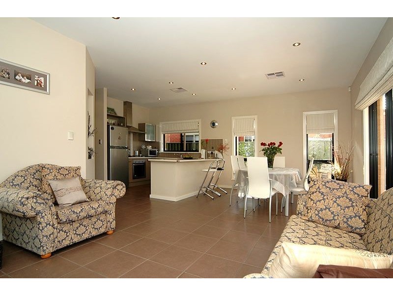 20 Shoalhaven Circuit, Mawson Lakes SA 5095