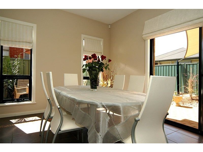 20 Shoalhaven Circuit, Mawson Lakes SA 5095