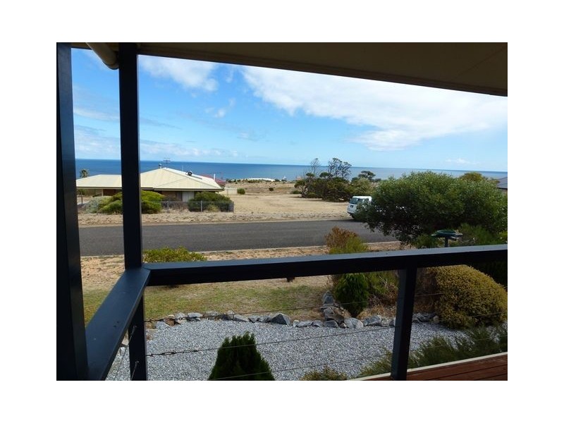 19 Elanora Crescent, Cape Jervis SA 5204