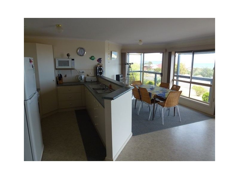 19 Elanora Crescent, Cape Jervis SA 5204