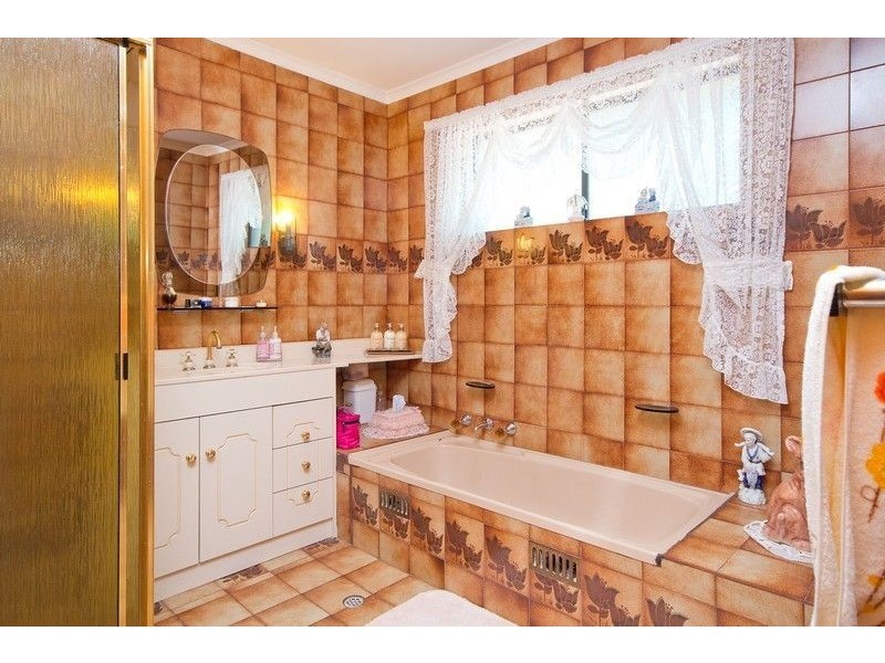 1 Cherry Avenue, North Haven SA 5018