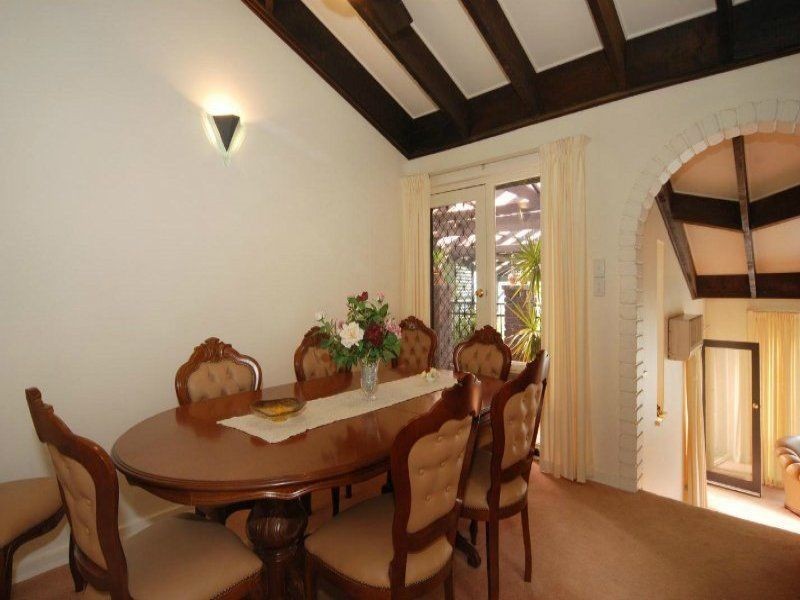 20 Kinnane Crescent, Pasadena SA 5042