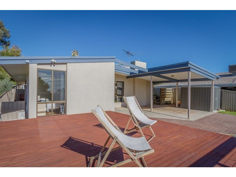 29 Peera Street, Hallett Cove SA 5158