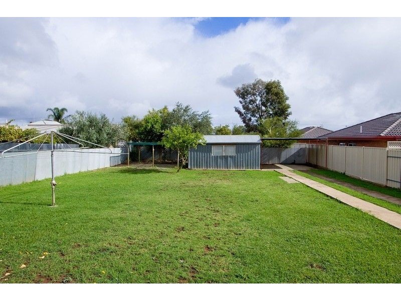 8 Sando Avenue, Tranmere SA 5073