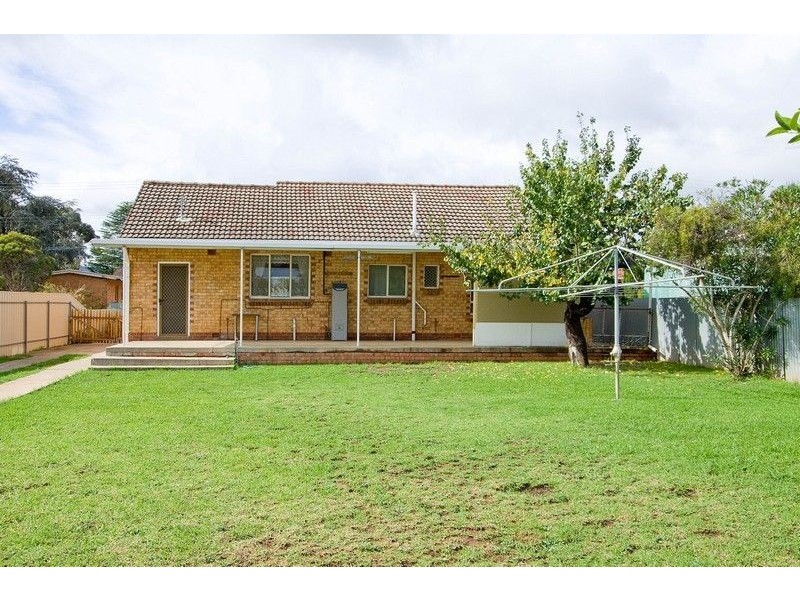 8 Sando Avenue, Tranmere SA 5073