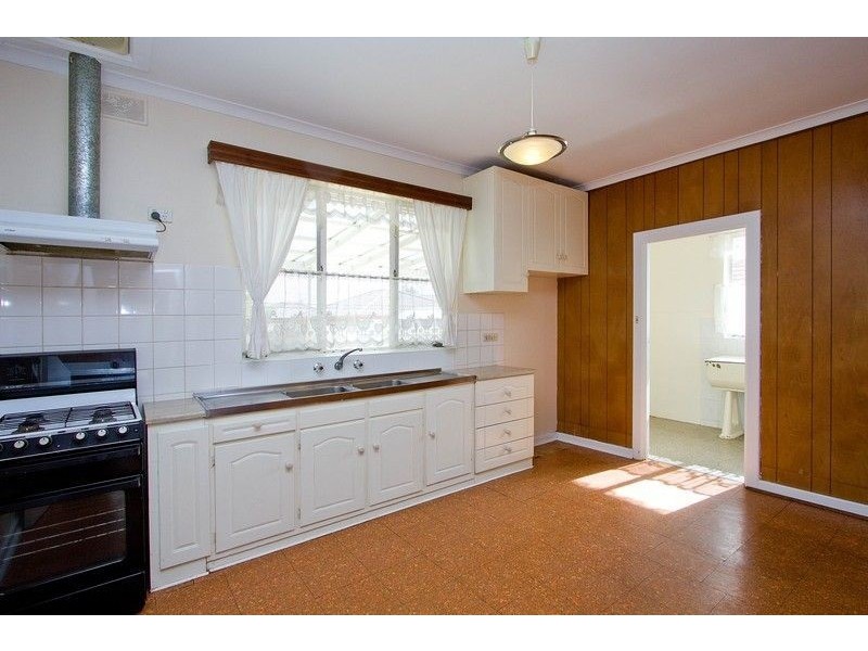 8 Sando Avenue, Tranmere SA 5073