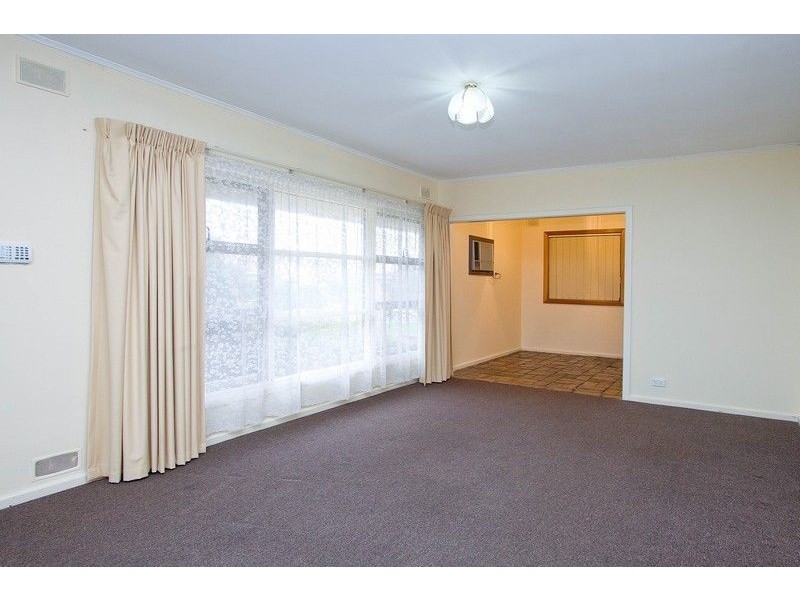 24 Malbaru Avenue, Ingle Farm SA 5098