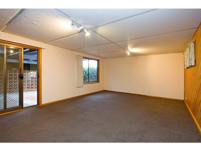 24 Malbaru Avenue, Ingle Farm SA 5098