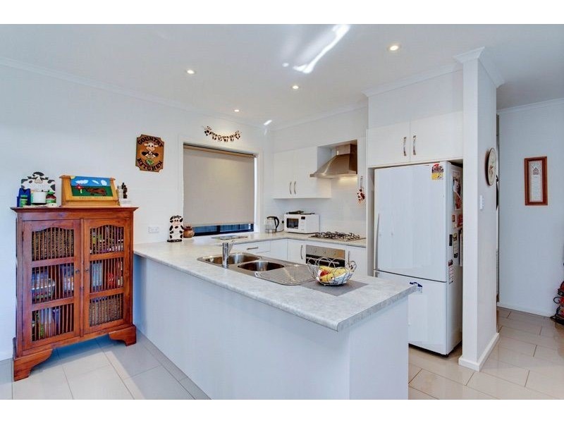 1/3-5 Railway Crescent, Evanston SA 5116