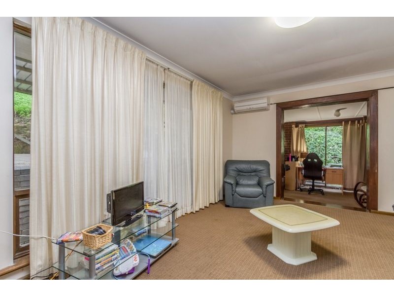 21 Wychwood Grove, Upper Sturt SA 5156