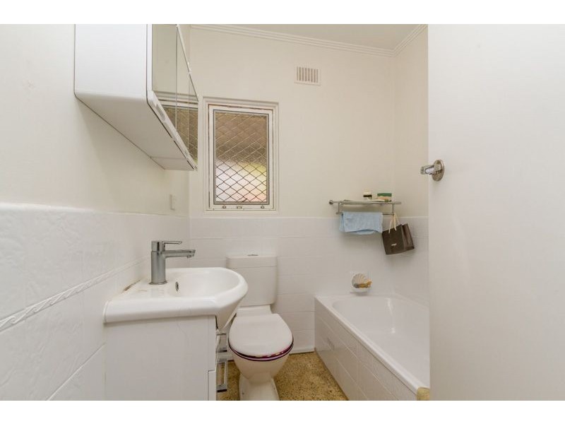 1/138 Avenue Road, Clarence Gardens SA 5039