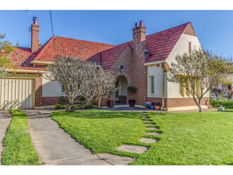 24 Caulfield Avenue, Cumberland Park SA 5041