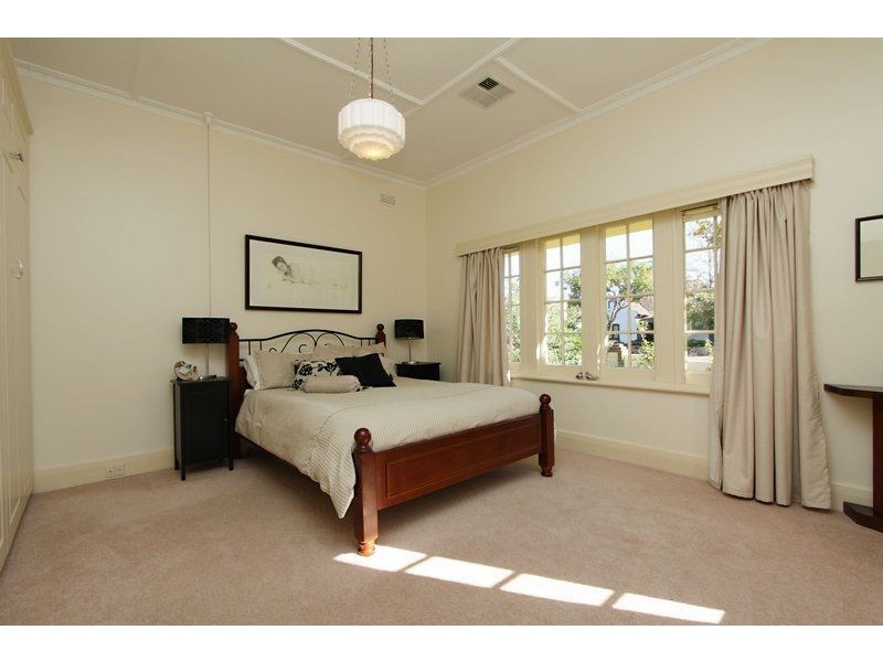 24 Caulfield Avenue, Cumberland Park SA 5041