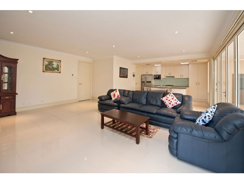 2 Broad St, Marden SA 5070