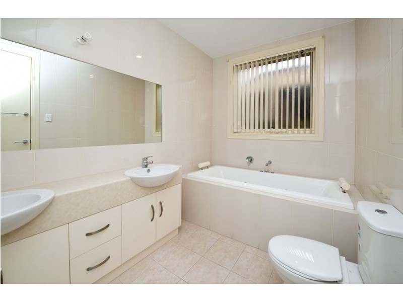2 Broad St, Marden SA 5070