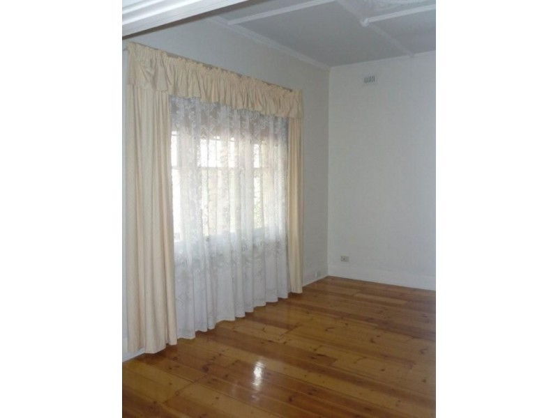 31 Dinwoodie Avenue, Clarence Gardens SA 5039