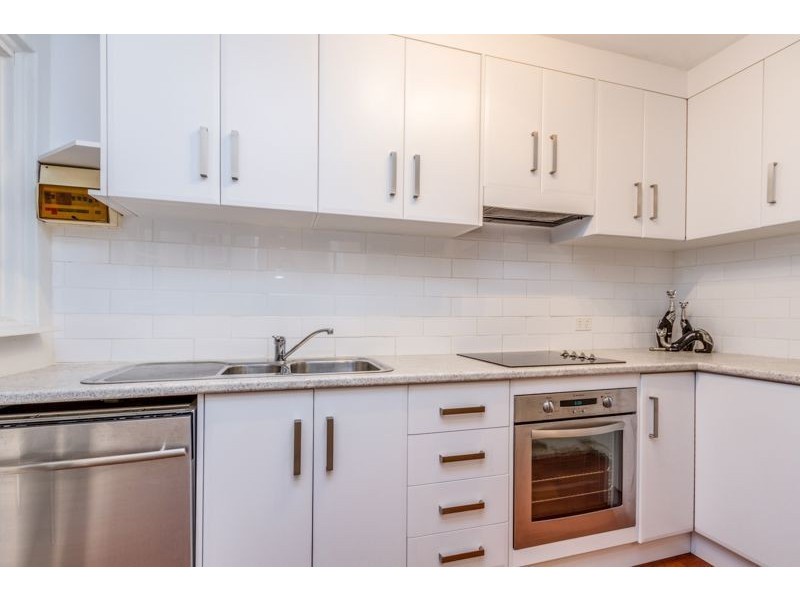 7/27 Wright Street, Henley Beach SA 5022