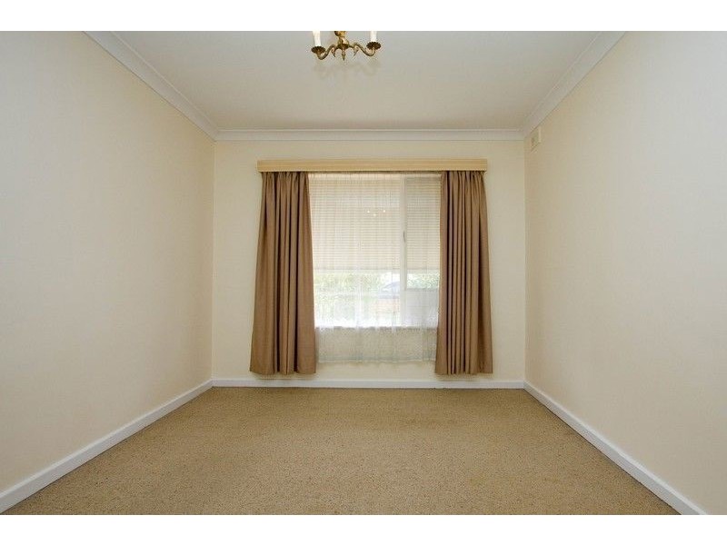 8 Sando Ave, Tranmere SA 5073