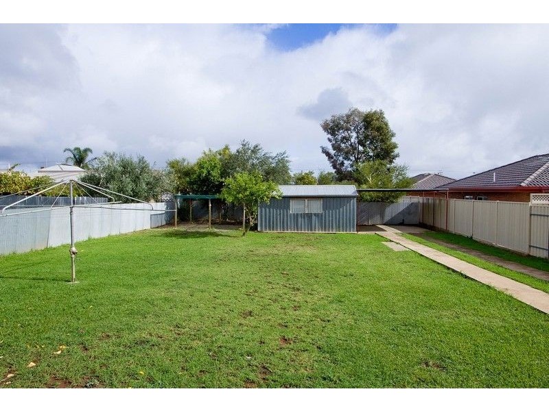 8 Sando Ave, Tranmere SA 5073