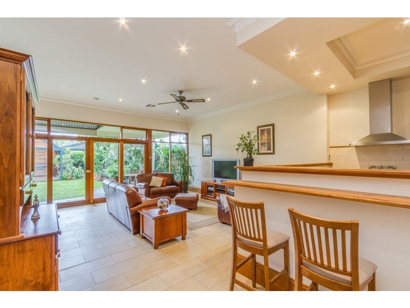 37 Burt Avenue, Hilton SA 5033