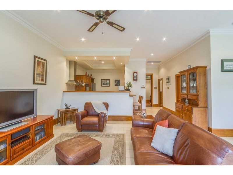 37 Burt Avenue, Hilton SA 5033