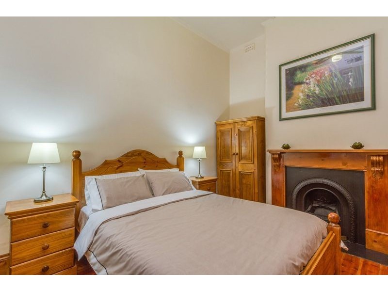 37 Burt Avenue, Hilton SA 5033