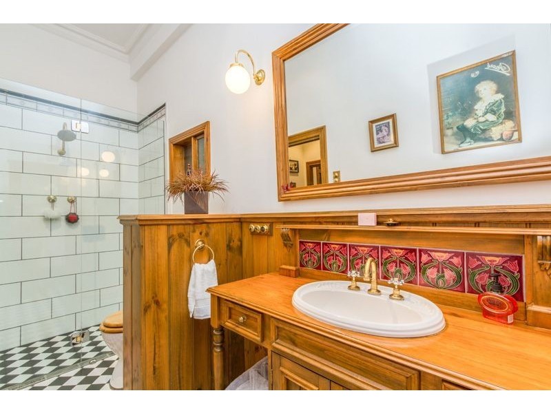 37 Burt Avenue, Hilton SA 5033