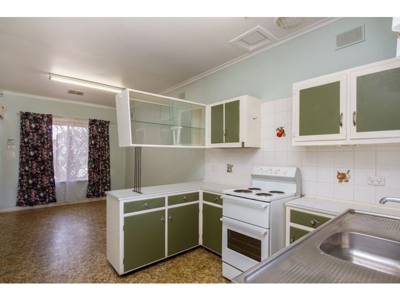 43 Sampson Road, Mitchell Park SA 5043
