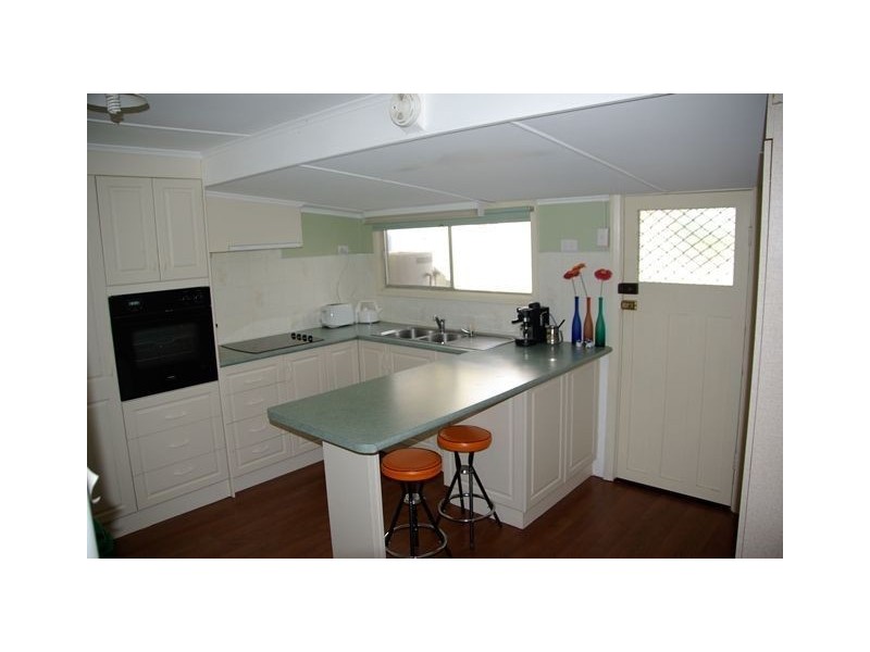 3 Marine Parade, Port Vincent SA 5581