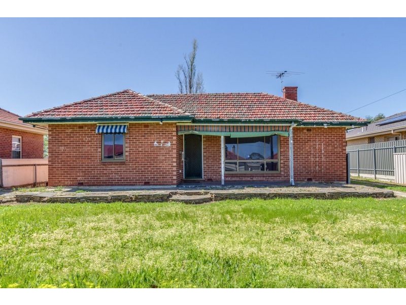 12 Athol Street, Clovelly Park SA 5042