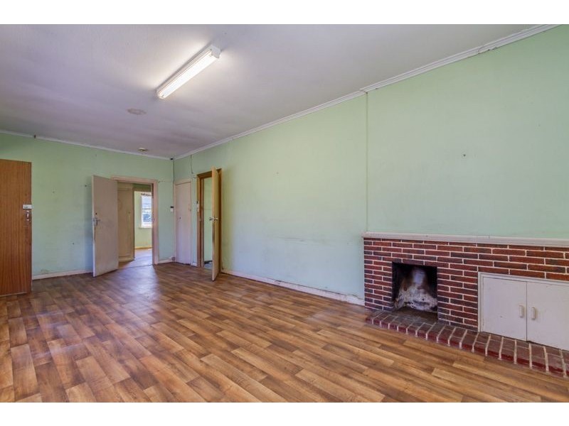 12 Athol Street, Clovelly Park SA 5042