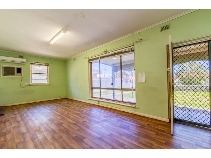 12 Athol Street, Clovelly Park SA 5042