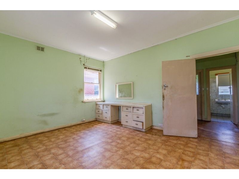 12 Athol Street, Clovelly Park SA 5042