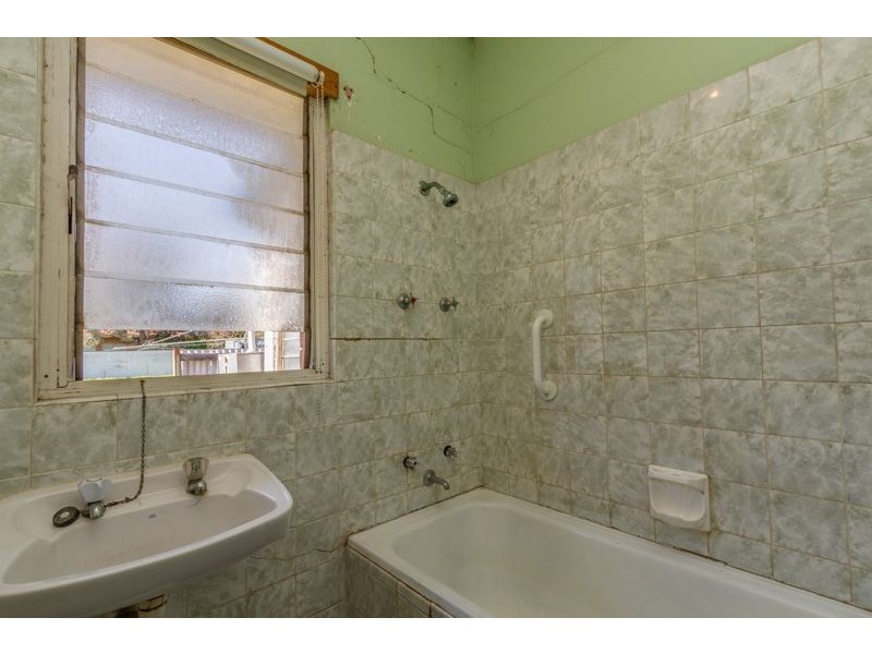 12 Athol Street, Clovelly Park SA 5042