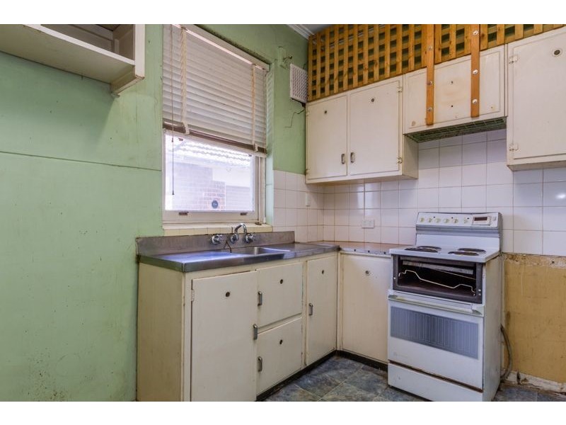 12 Athol Street, Clovelly Park SA 5042