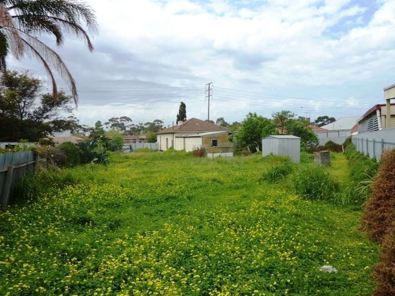 1100 Old Port Road, Hendon SA 5014