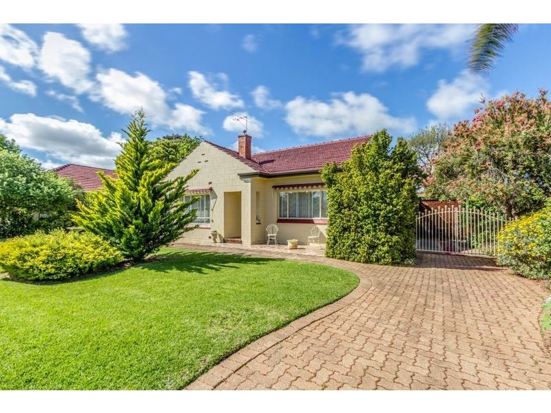 32 Wolseley Terrace, Ascot Park SA 5043