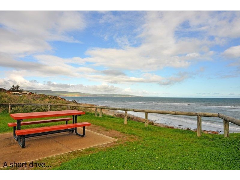 90 Pridham Boulevard, Aldinga Beach SA 5173
