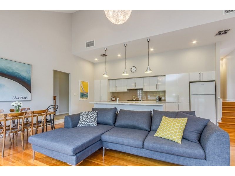 5A Hillside Court, Aberfoyle Park SA 5159