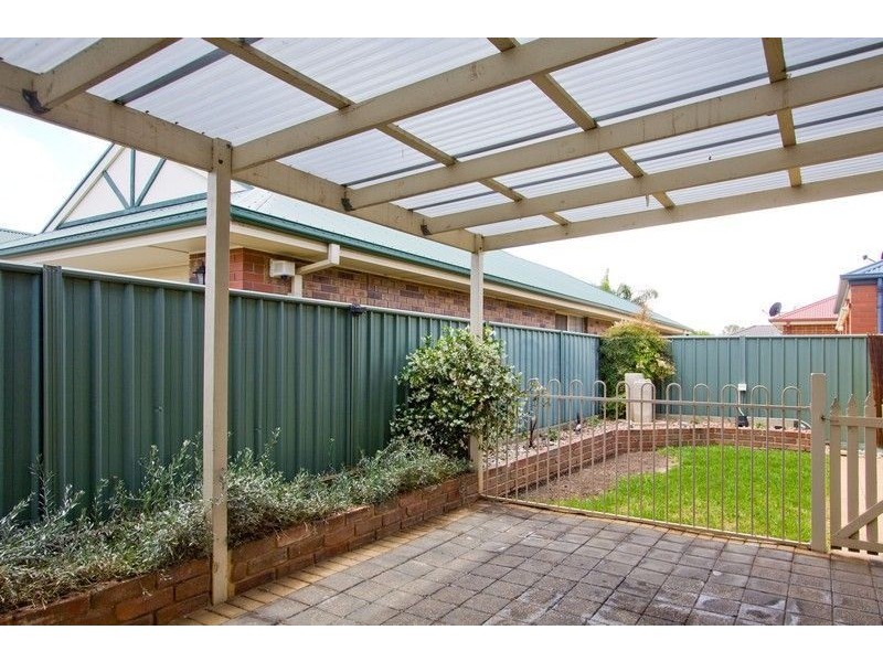 30 Blue Wren Circuit, Mawson Lakes SA 5095