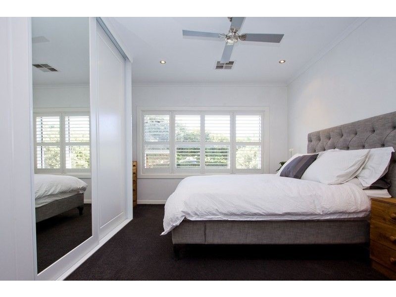 15 Keys Road, Lower Mitcham SA 5062