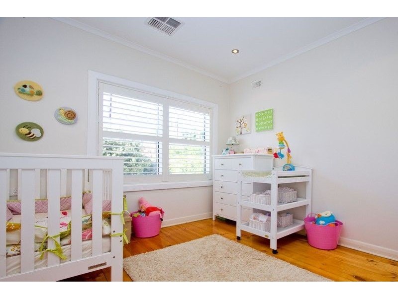 15 Keys Road, Lower Mitcham SA 5062