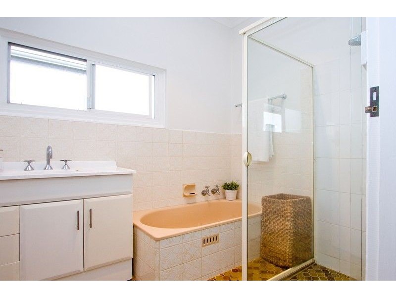 15 Keys Road, Lower Mitcham SA 5062