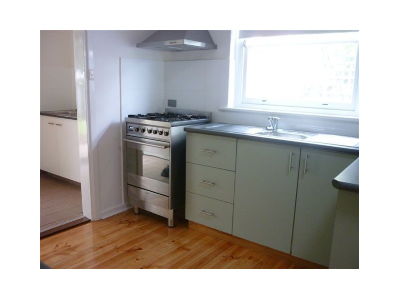 13 Eyre Ave, Seaview Downs SA 5049