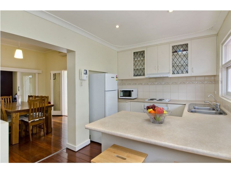 36 Forest Avenue, Black Forest SA 5035