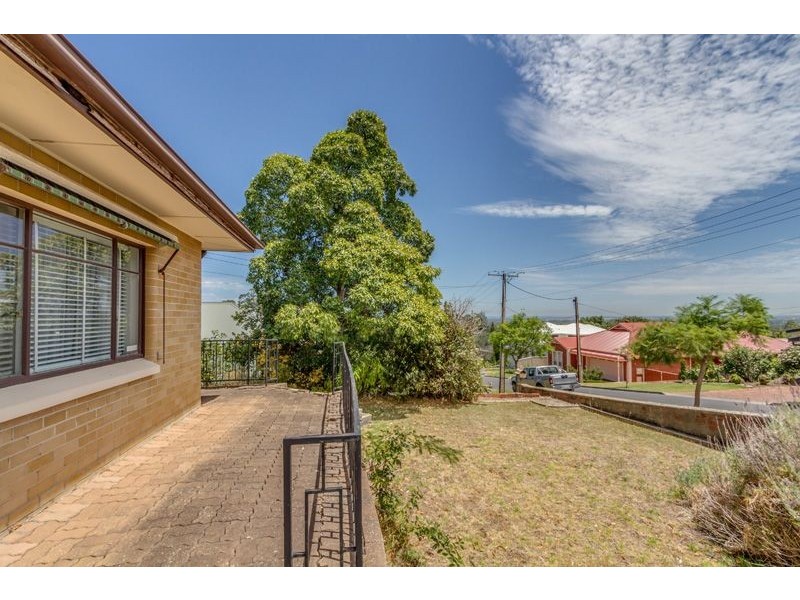 8 Highland Avenue, Torrens Park SA 5062